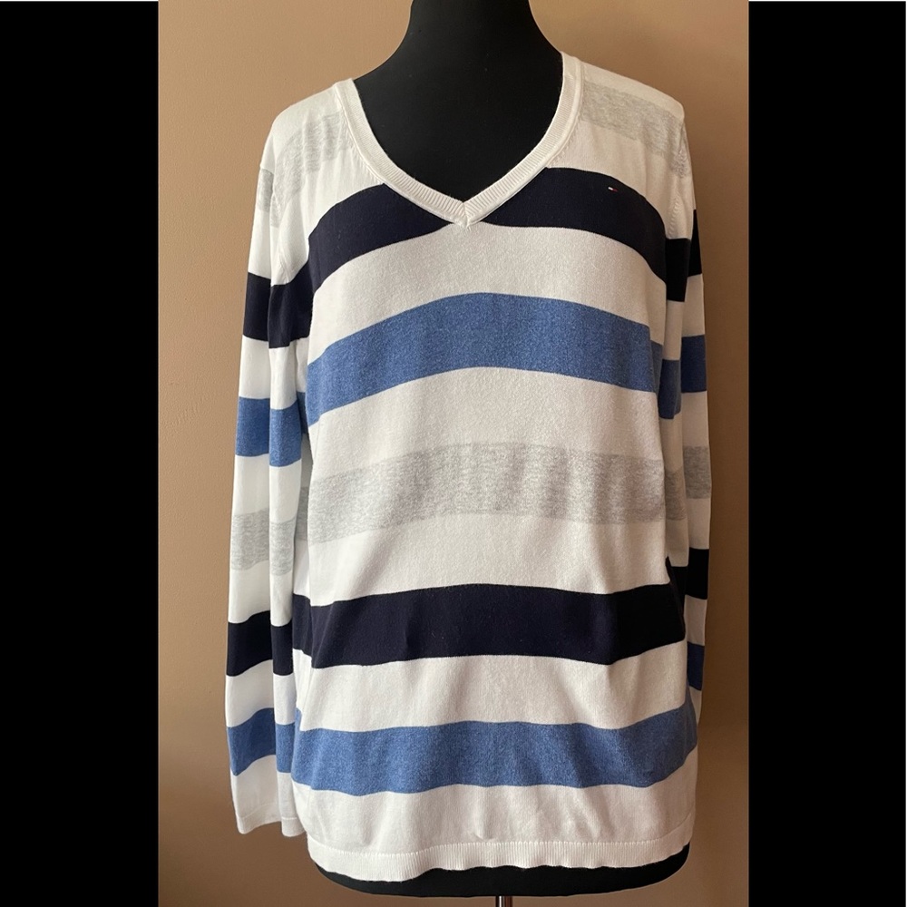 Tommy Hilfiger Women's White Striped Sweater size XL